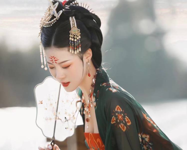 艺人背景图