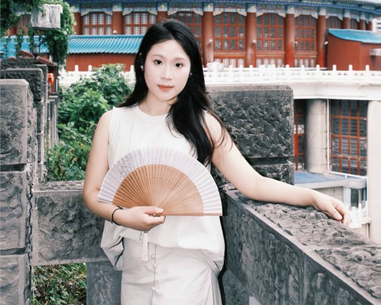 艺人背景图