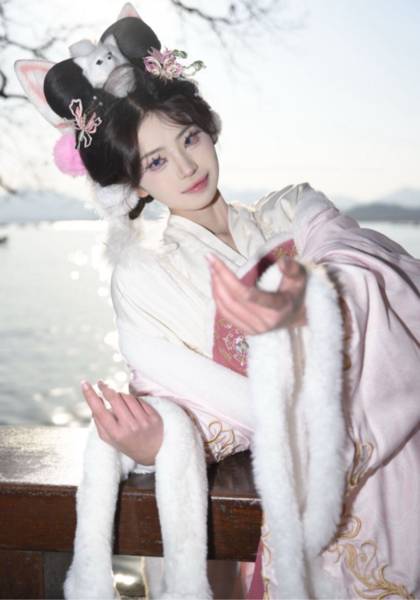推荐艺人
