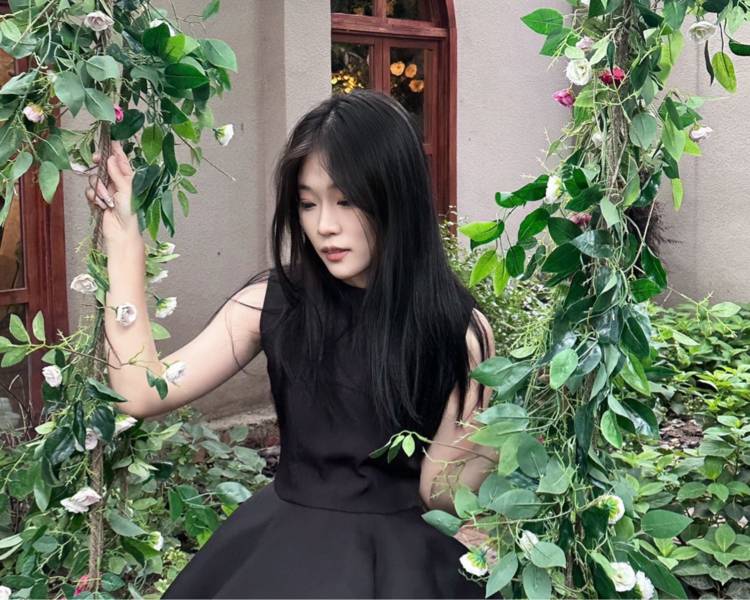 艺人背景图