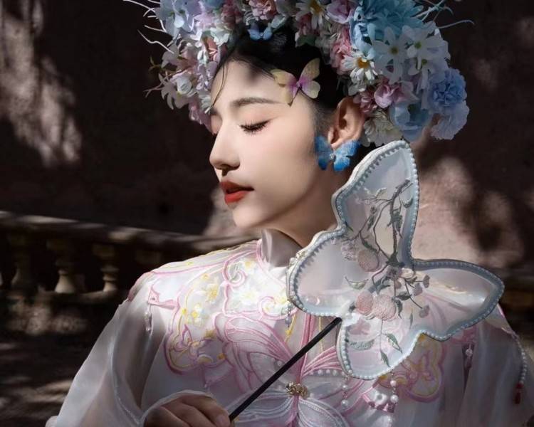 艺人背景图