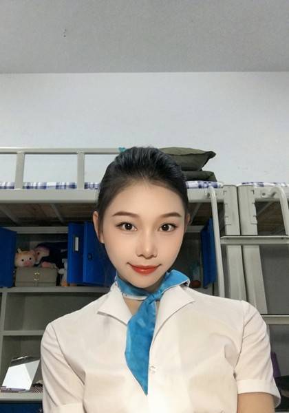 小陆陆 的模卡主页