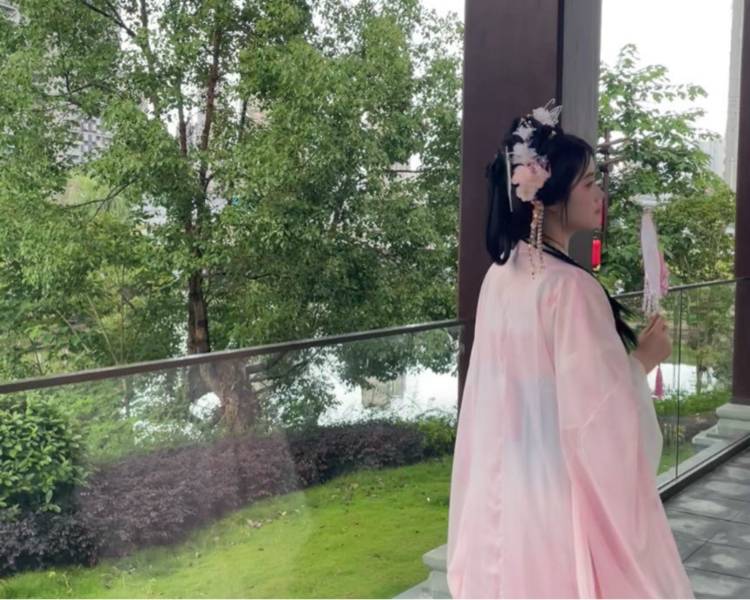 艺人背景图