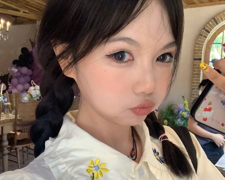 艺人背景图