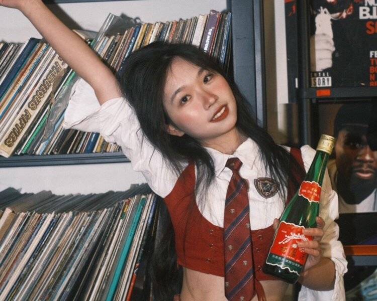 艺人背景图