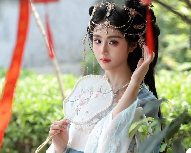 艺人背景图