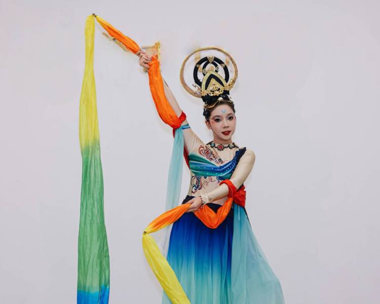 艺人背景图