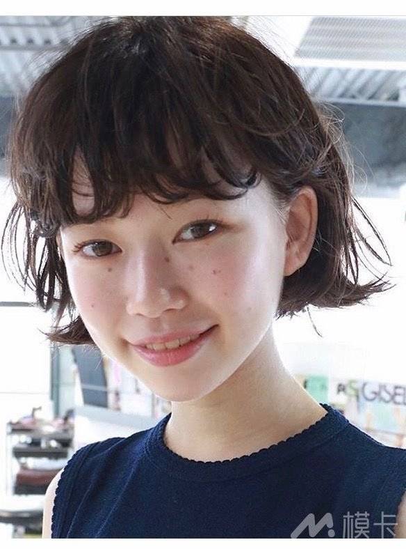 通告图片