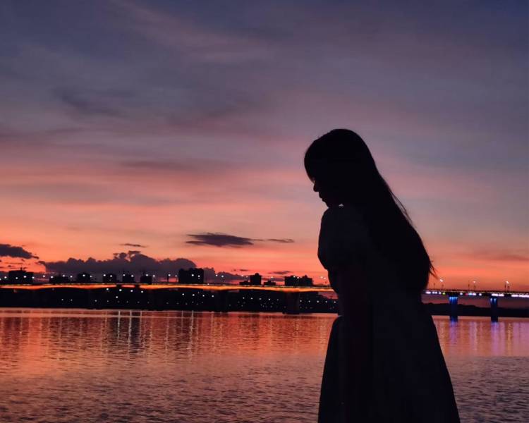 艺人背景图