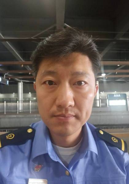 推荐艺人
