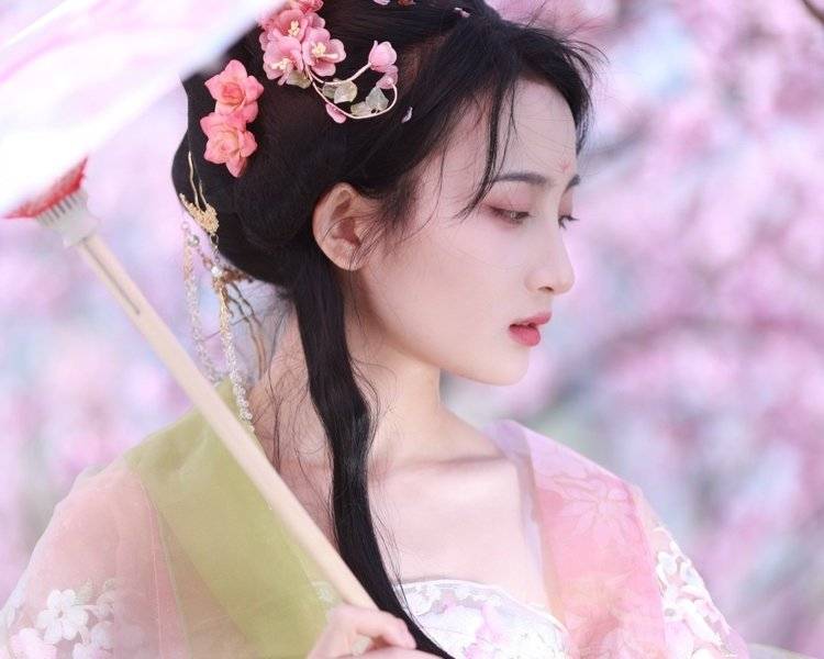 艺人背景图