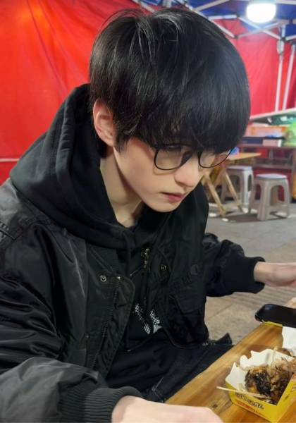 推荐艺人