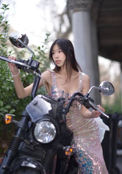 推荐艺人