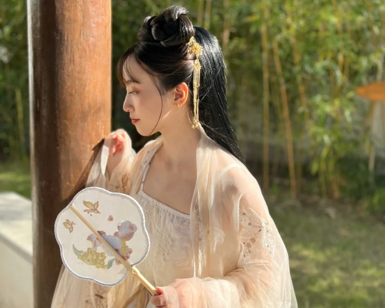 艺人背景图