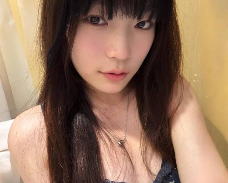 艺人背景图