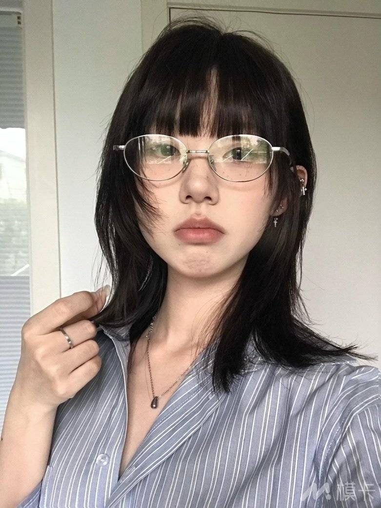 通告图片