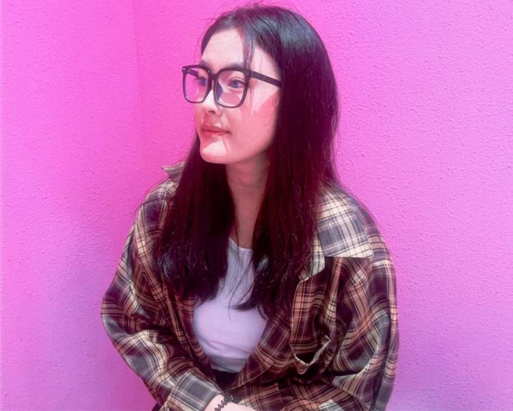 艺人背景图