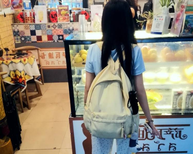 艺人背景图