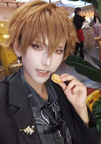 推荐艺人