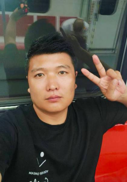 推荐艺人