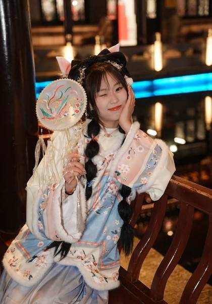 推荐艺人