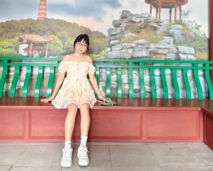 艺人背景图