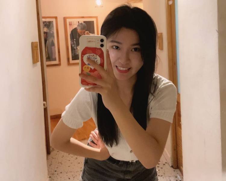 艺人背景图
