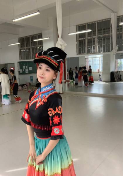 推荐艺人