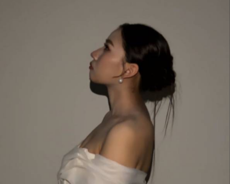 艺人背景图