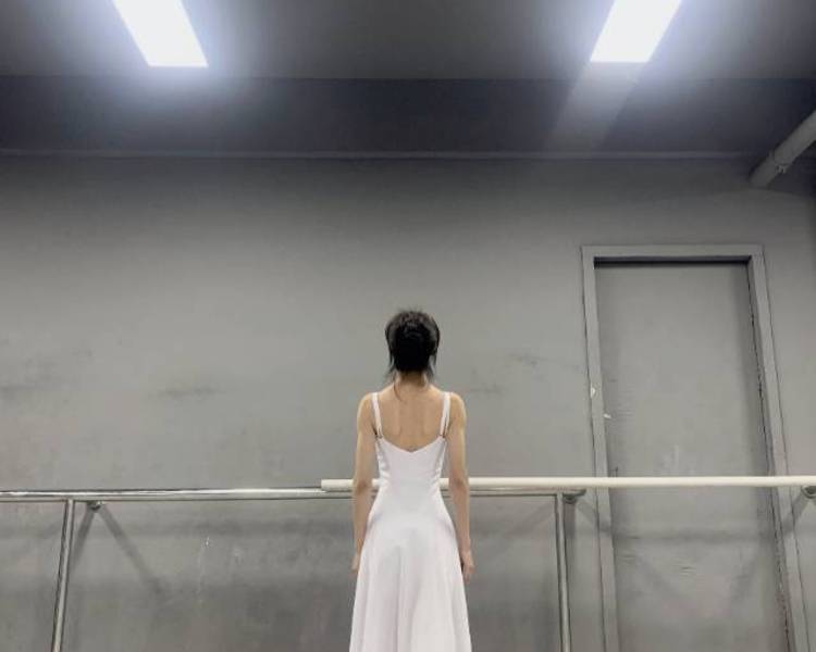 艺人背景图