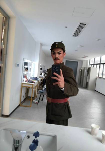 推荐艺人