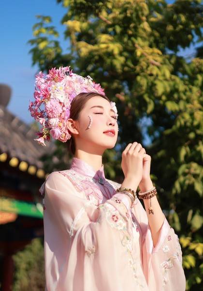 推荐艺人