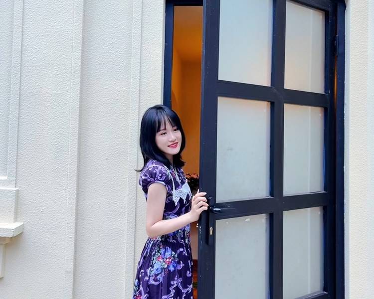 艺人背景图