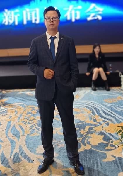 推荐艺人