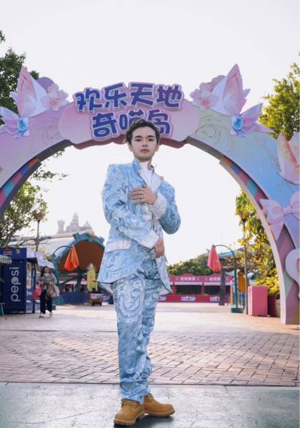 推荐艺人