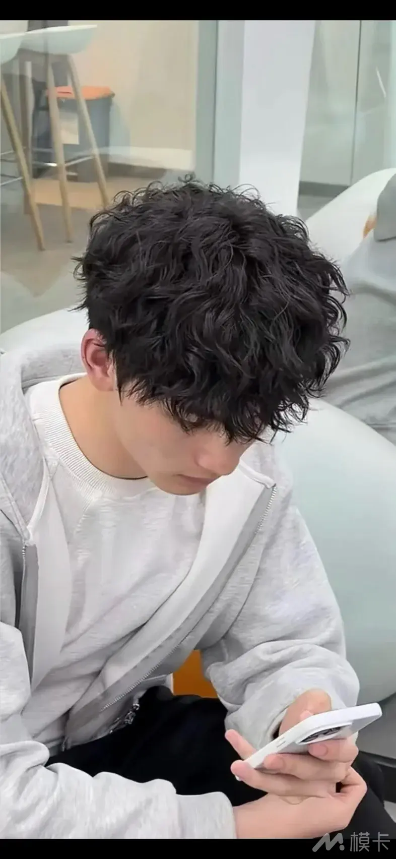 通告图片