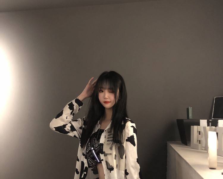 艺人背景图