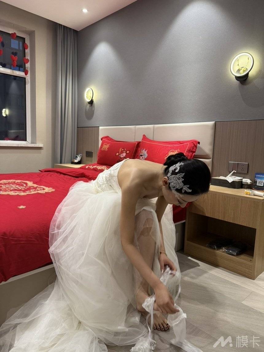 通告图片