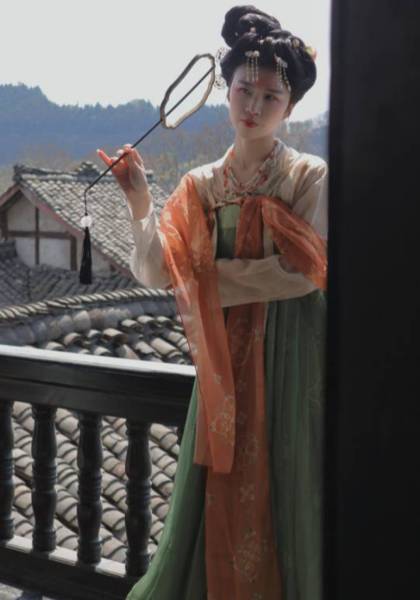 推荐艺人