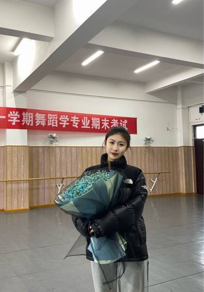 推荐艺人