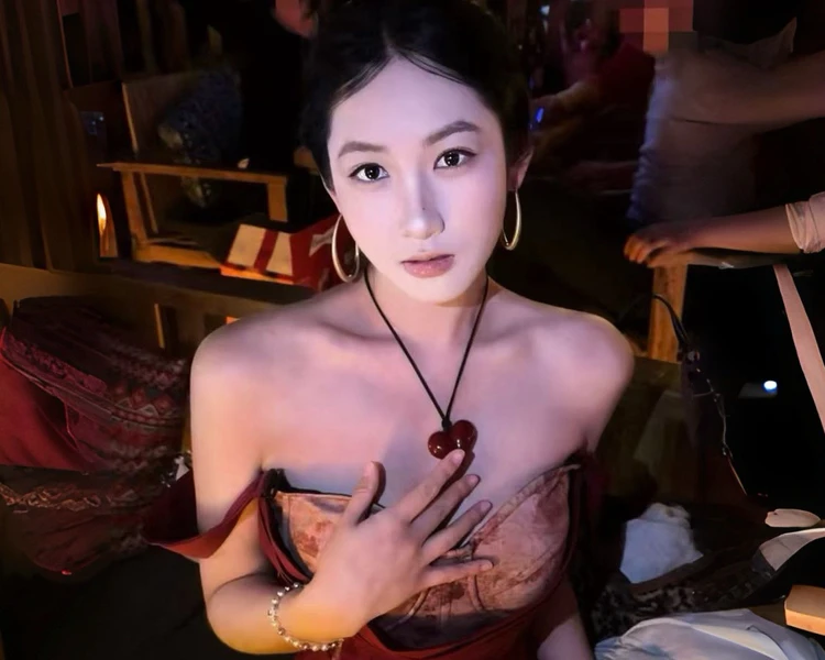 艺人背景图