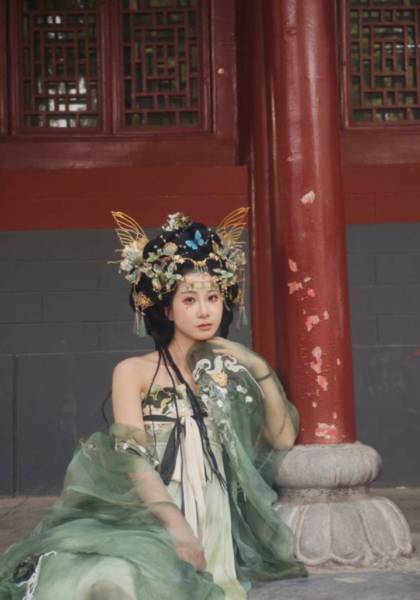 推荐艺人