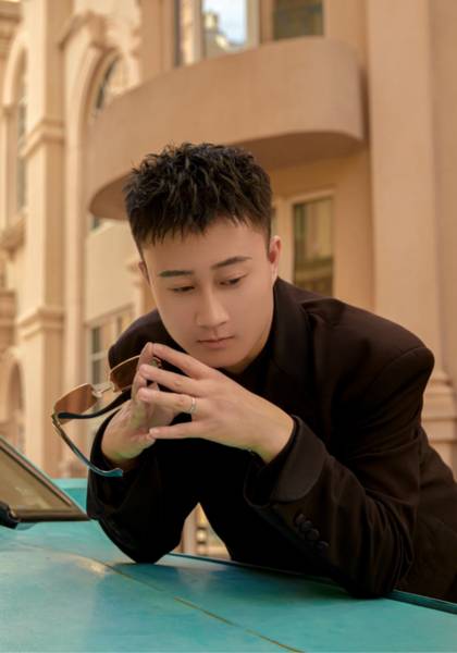 推荐艺人