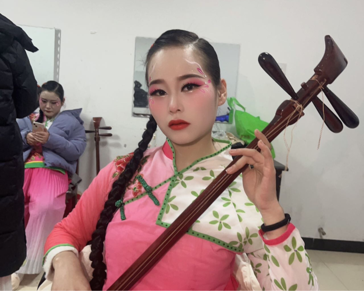 艺人背景图