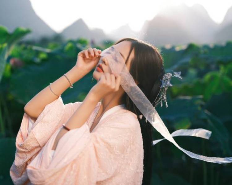 艺人背景图