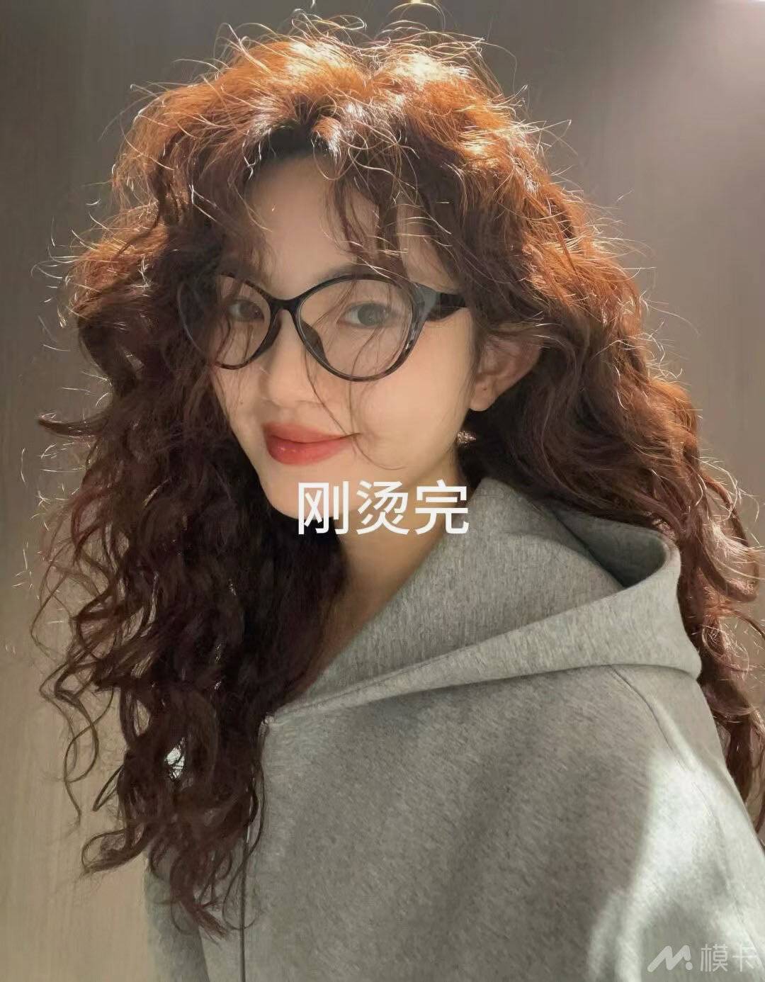 通告图片