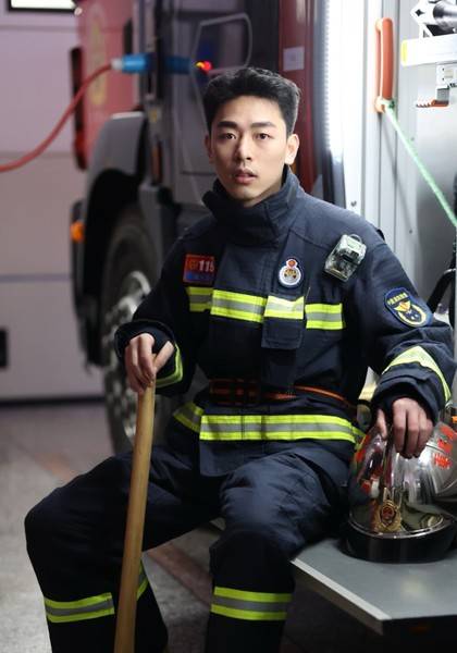 推荐艺人