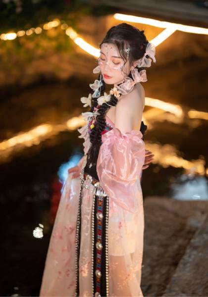 推荐艺人