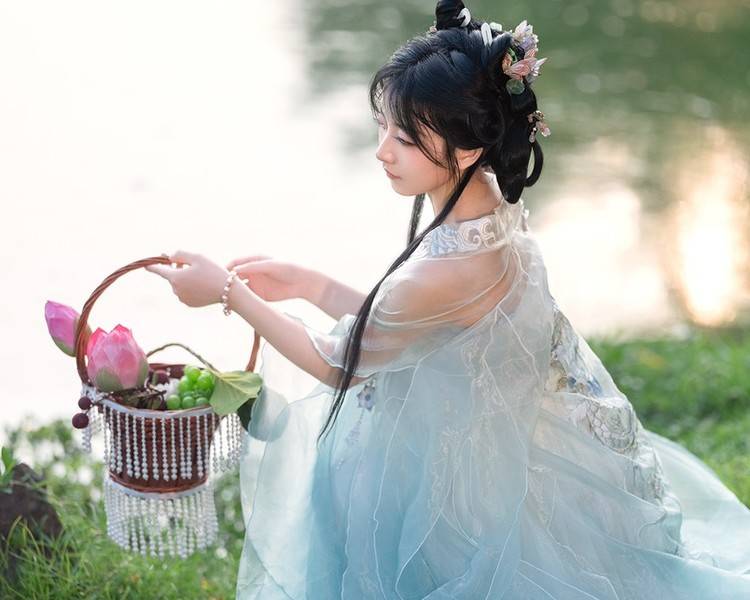 艺人背景图