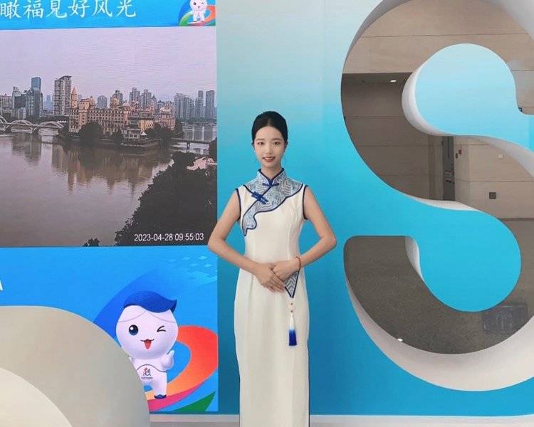 艺人背景图